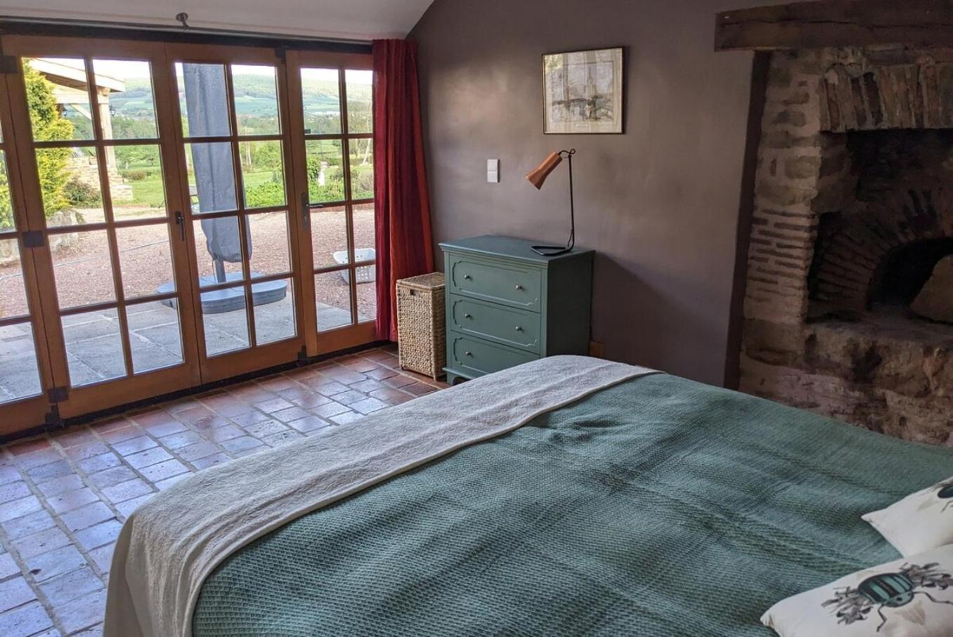 Large Gte With Pool In Peaceful Burgundy Villa Sailly Bagian luar foto